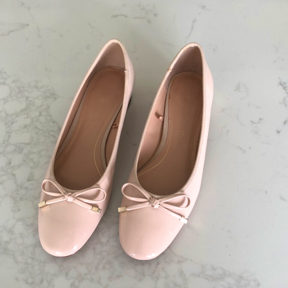 ‼️Patent light pink flats!‼️